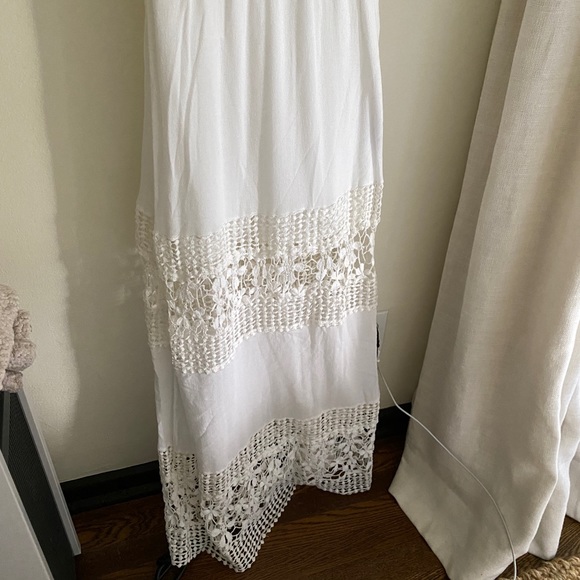 Ark & Co White Crochet Maxi Dress Small - Picture 4 of 6